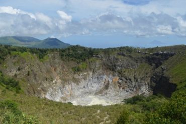 Tomohon – běsnící sopky a pečení netopýři